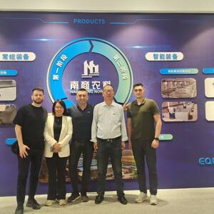 Cliente internacional de visita en la fábrica de NanShang (17)