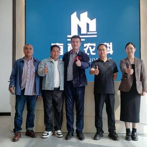 Cliente internacional de visita en la fábrica de NanShang (49)