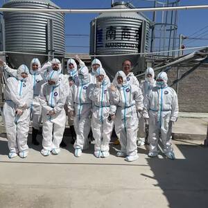 Cliente internacional em visita à fábrica da NanShang (35)
