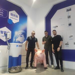 Cliente internacional em visita à fábrica da NanShang (53)